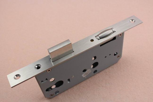 latch lock body